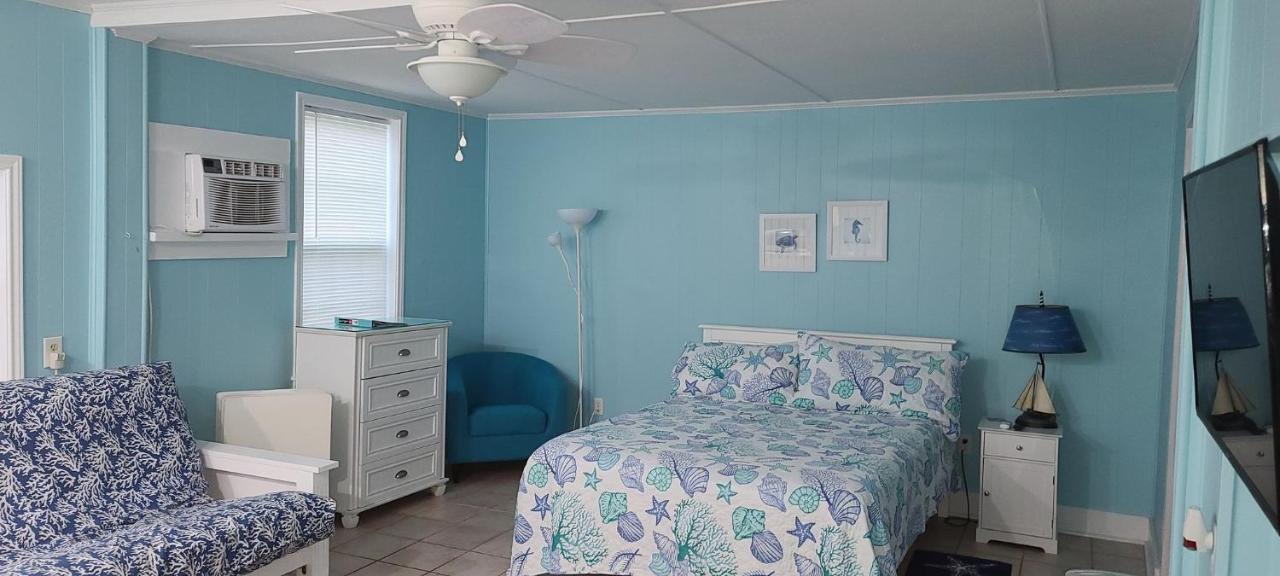 Coastal Cottage Bay House Palacios Room photo