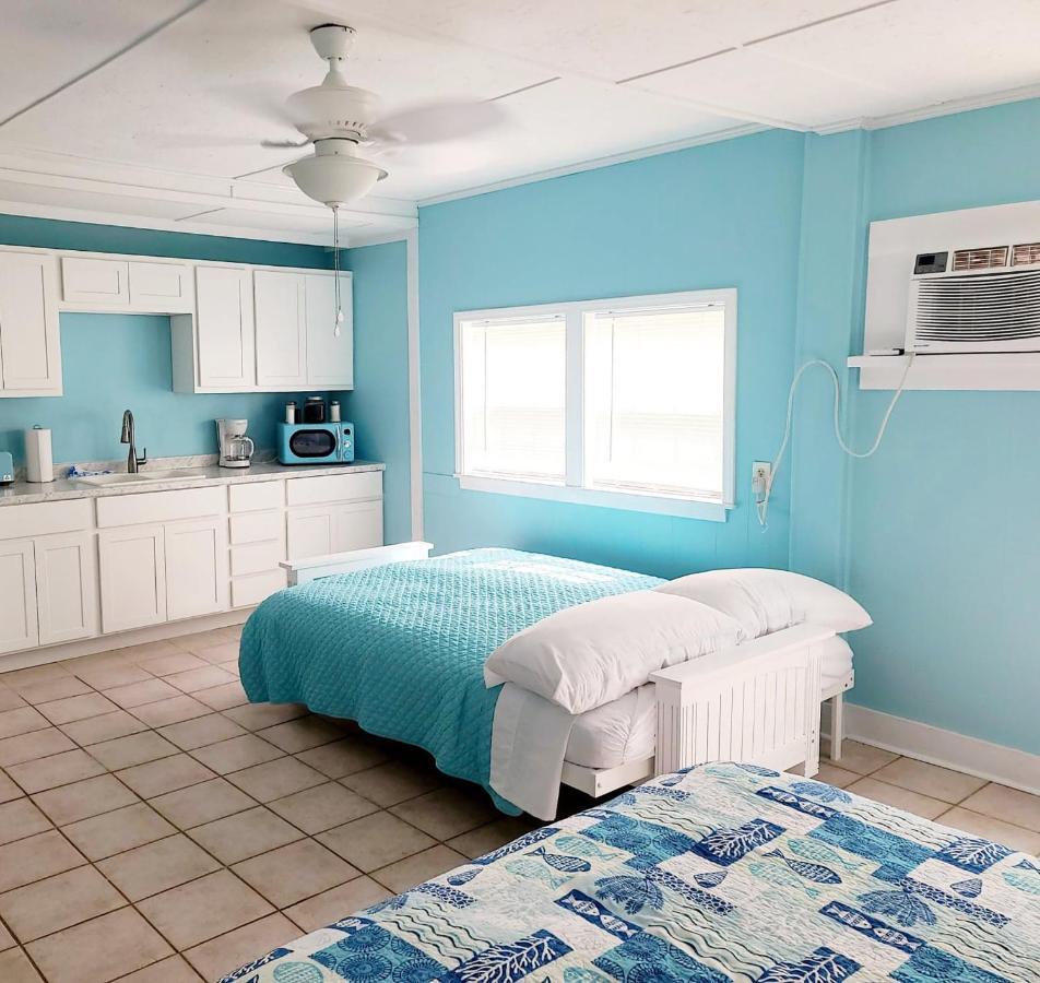 Coastal Cottage Bay House Palacios Room photo